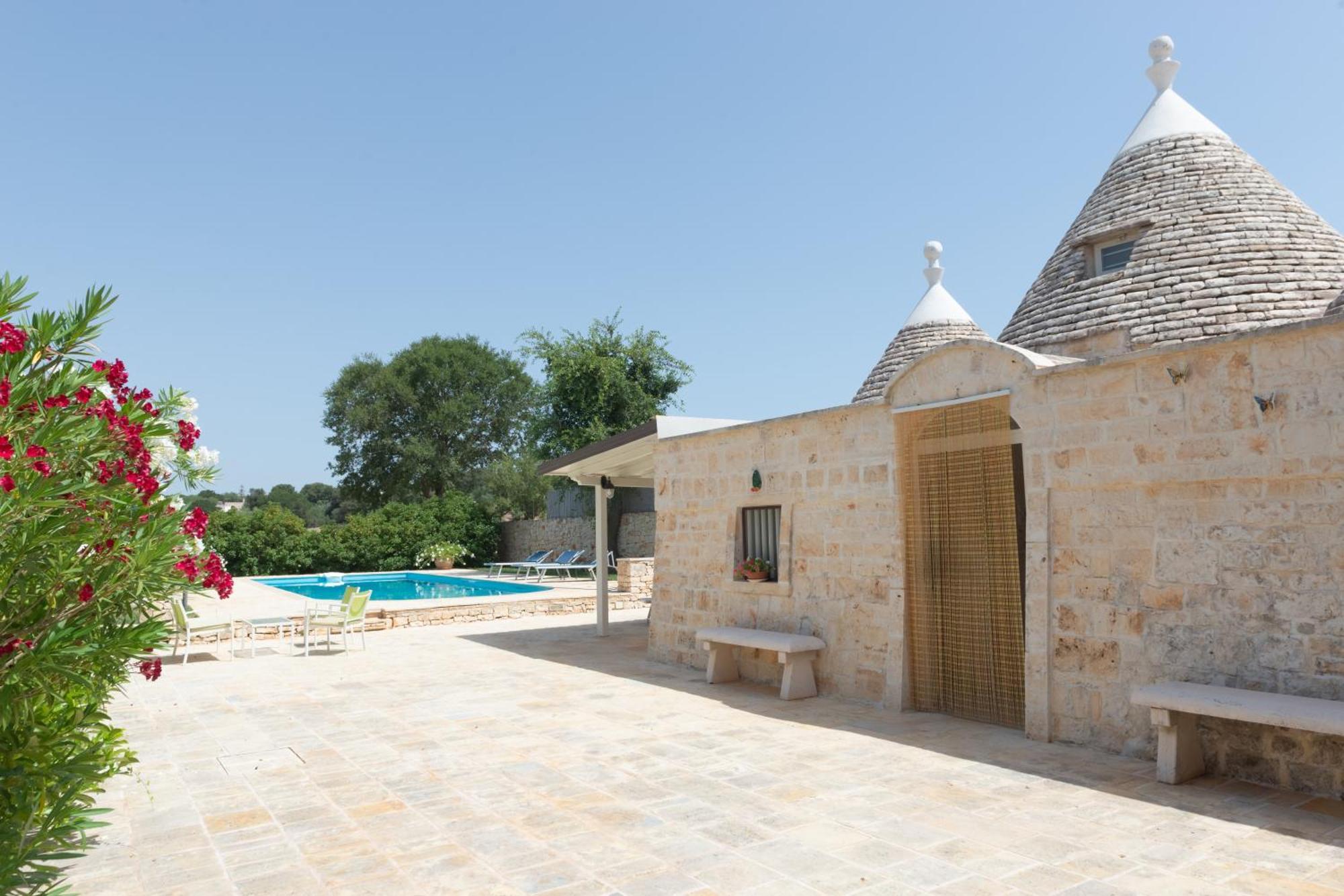 Trullo Filippo With Exclusive Pool Villa Cisternino Exterior foto